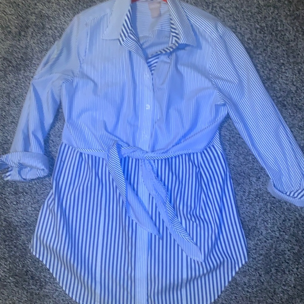 Chico’s size 1 button up blouse